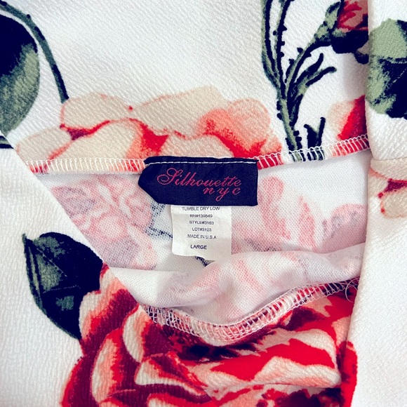 Beautiful red rose and pink skirt mid knee high - Picture 2 of 2